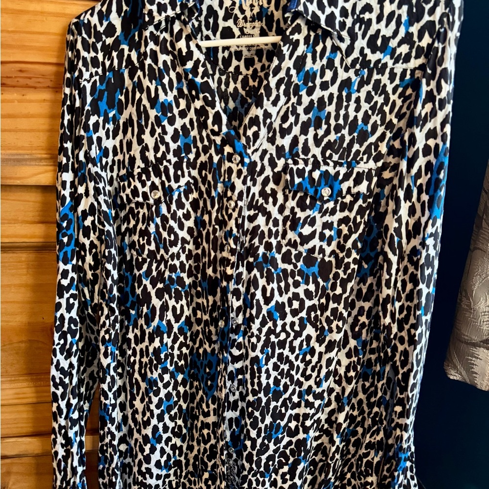 Wrangler Leopard Print Button-Up Shirt